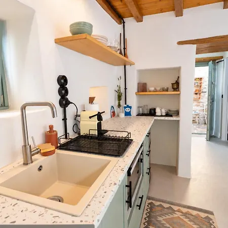 Slow Living In Apano Meria, Syros